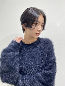 エアー 青山(AIR) 丸みショートシースルーバングくびれボブマッシュショート