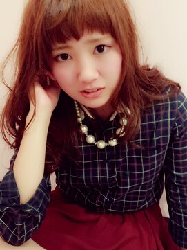 メルマードバーベル(Mermard Bavel) 【ミディアム】　寝起き風ぼぶ　（全体雰囲気）