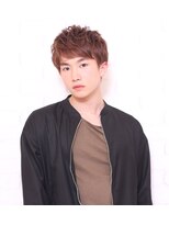 カミビト マヴィー(kamibito mavie)&nbsp;束間　短髪　マッシュ　センターパート　韓流　アップバング