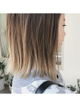 マウロア(MAULOA) “酸性縮毛矯正 艶髪 髪質改善  グラデーション”中西英美子