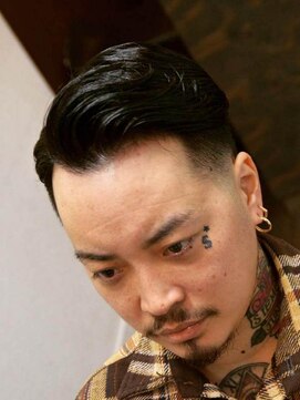 ハウディー(HOWDY) サイドパート×ロースキンフェード【HOWDY前橋店】