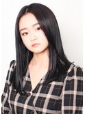 艶髪ダークブラウンのナチュラルストレート