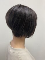ラインヘアー(LINE HAIR) [瀧本里奈]くびれショート