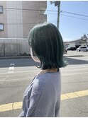 ミントグリーン