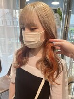 ヘアーアンドメイク ビス(HAIR&MAKE bis) ミルクティーベージュ×オレンジ 【井澤彩】