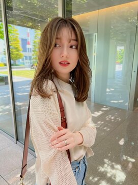 ラル 立川(lar) シアベージュセミディ_オリーブベージュレイヤーカット