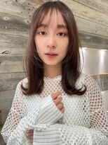 アイヴィー(IVY)&nbsp;フェイスレイヤー外ハネミディアム【肥田亜沙美】