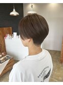 女性の刈り上げショートスタイル