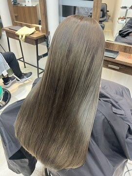 イコール 銀座(equal) オリーブベージュ