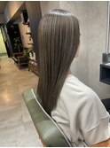 バレイヤージュ、ハイライト、レイヤーロング、グレーベージュ