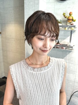 ブルック(BROOK) ニュアンスパーマウェーブマッシュショートヘア【千歳烏山】