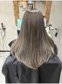 バレイヤージュ、ハイライト、レイヤーロング、グレーベージュ
