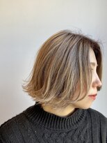 サジアーツバグス&nbsp;くすみベージュの切りっぱなしボブ☆