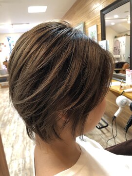 クロック バイ オハナ(Clock by Ohana) ショートスタイル