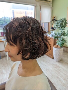 ハピネス(Happiness) 30代、40代のパーマスタイル