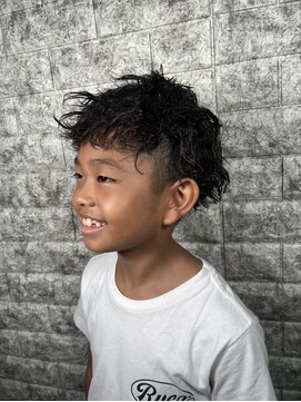 ドゥーエン 花園店(DoEN) キッズツイストスパイラルパーマ