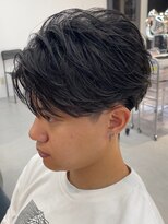 アンサー 渋谷(ANSWER)&nbsp;センターパートシースルー毛流れフェザーパーマ大人ヘア韓流