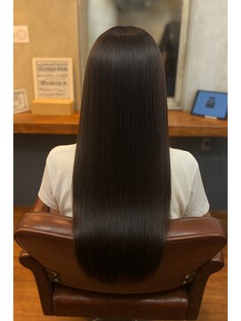 スローネ(THRONE) 縮毛矯正で艶髪／20代30代40代／新宿／髪質改善