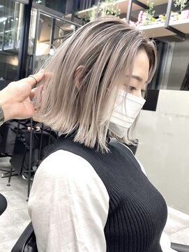 ギークス(GEEKS) 【GEEKS渋谷】冬カラー/バレイヤージュ/ホワイトグレージュ/ボブ