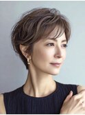 大人ショートレイヤー白髪ぼかし脱白髪染め40代50代60代原宿