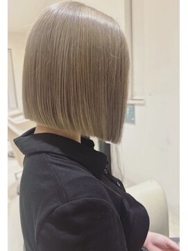 エクラ(eclat) ベージュ