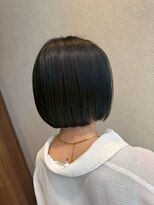 ココ(qoqo) 切りっぱなしボブ 内巻きボブ