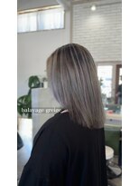 エス(esu)&nbsp;バレイヤージュ×グレージュ