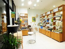 イマージュ アヴェダ 永福町店(Image AVEDA)の雰囲気（美容室にアヴェダ・オリジナル商品の販売ショップを隣接♪）