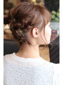 ビーワールド(B WORLD) 無造作にかわいい！くるりんぱヘアアレンジ【藤枝/髪質改善】