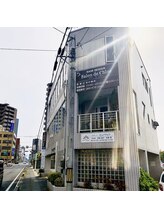 【外観】倉敷駅から徒歩12分/倉敷駅より大島交差点手前のセブンイレブンの向かいに位置します。当ビル3階へ