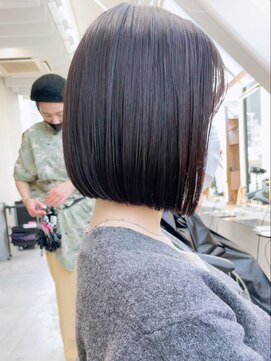 リール 銀座(R'EEL) 縮毛矯正で癖とボリュームが無くなる地毛風ボブ