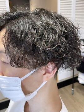 コトナ 六町(kotona) 波巻きスパイラルパーマ