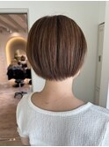 透明感マロンベージュブリーチなしカラー×くびれショートボブ