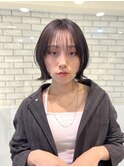 フェイスレイヤーボブ前髪ありハイトーン外ハネ丸顔K20250213