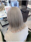 ホワイトベージュ
