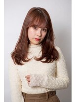 ルフュージュ バイ プロデュース 相模大野店(Refuge by Produce)&nbsp;レイヤーカット/重めバング/アプリコットベージュ