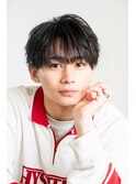 韓国ヘアニュアンスコンマバングセンターパートフェザーパーマ