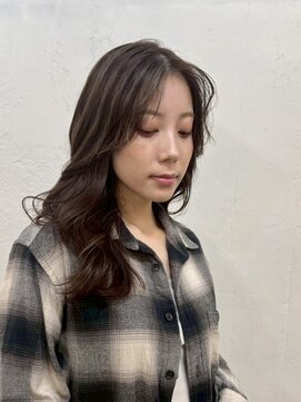 ファルベ(Farbe) ミディアムヘア/暗めカラー/グランマッシュ/デザインカラー