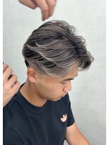 ジャンクス 千葉(junks)&nbsp;メンズバレイヤージュ/刈り上げセンターパート/フェザーパーマ