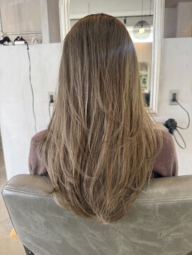 シェル 津山の手店(shel) ブリーチあり/アッシュベージュ/レイヤーカット/冬カラー