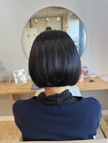 エルア(elua) 前下がりボブ