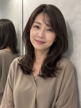 【グレイカラー】 豊富な色彩で選べる白髪染め