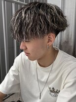 ハイプ 名駅(HYPE)&nbsp;ツイストスパイラルパーマ/ハイライト/メンズパーマ/名古屋駅