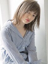 ディッセンバー 渋谷(December)&nbsp;《December》クリーミーグレージュ 軽め外ハネボブミディ