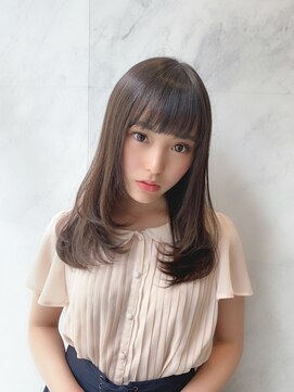 ロアナ 六本木(LOANA ROPPONGI) セミロングナチュラルヘア 【飯塚】