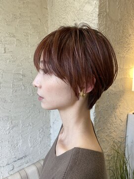 ペネロープ(Penelope) ハンサムショート　小顔ショート　オレンジカラー　YACHI