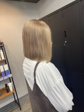 デフ(Def) ハイトーンベージュ