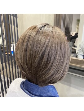 エテルノ ルーチェ ドゥエ(eterno luce due) 大人ショート