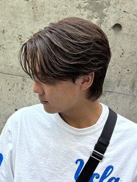 イーラ(era) 毛流れセンターパート