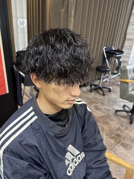 ハルクファースト 札幌(HRK 1st.) 札幌大通りメンズショートカット波巻きツイストスパイラルパーマ